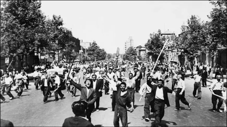 70 عامًا بين مصدق وخامنئي.. هل تعود واشنطن إلى سيناريو الانقلاب في إيران؟