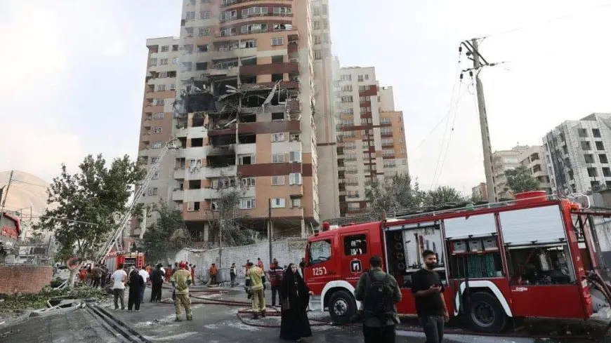مسئول عسكرية إسرائيلي: القيادة الإيرانية في حالة فرار.. ومقتل 10 علماء نووي