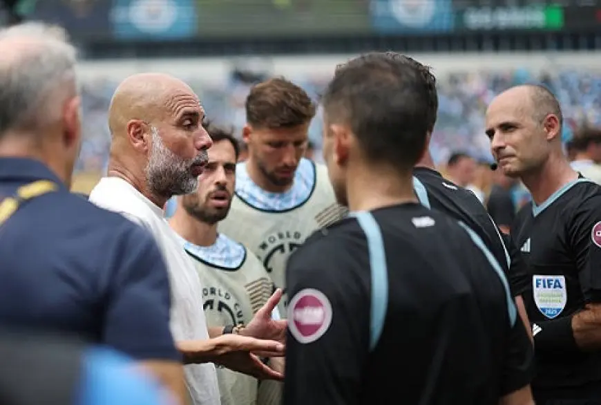 جوارديولا ينتقد حكم مباراة مانشستر سيتي والوداد في مونديال الأندية