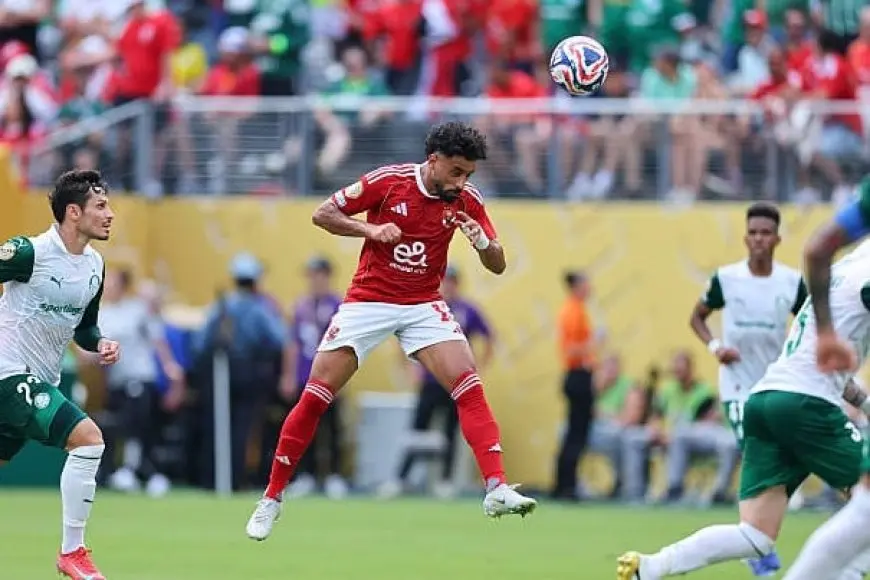 «انتوا عايزين إيه؟».. شوبير ينتقد جماهير الأهلي بسبب المدرب واللاعبين