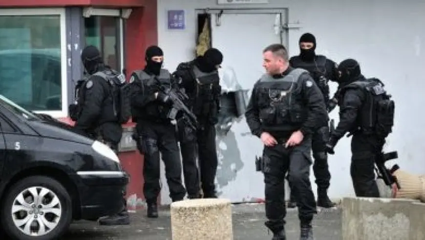 منظمة جرينبيس تحذر من كارثة بيئية محتملة عقب تصادم ناقلتي نفط بالقرب من مضيق هرمز