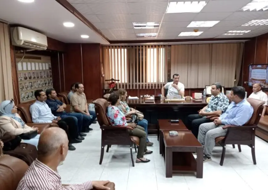 مدير تعليم سوهاج يشدد على متابعة كاميرات المراقبة بلجان الثانوية العامة