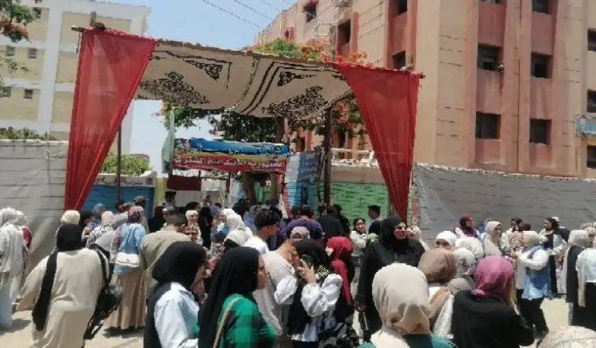 زيادة في تشديدات الدخول لامتحان اللغة العربية بمدرسة أحمد لطفي السيد فيصل