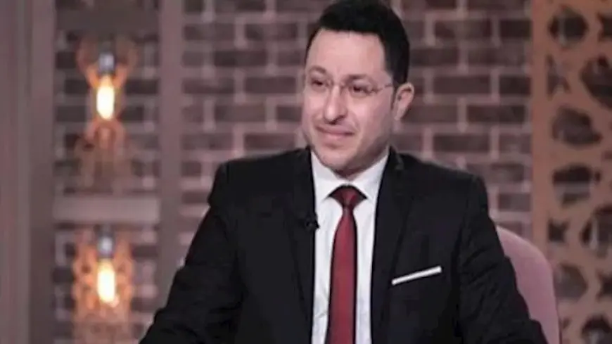 محمد علي مهاجمًا محمد حسان بسبب إقامته عزاء لوالدته: تراجع عما أفتيت به الناس في الماضي