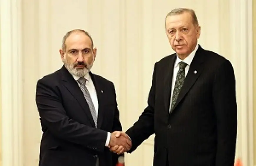 أردوغان ورئيس وزراء أرمينيا يبحثان تطبيع العلاقات بين بلديهما