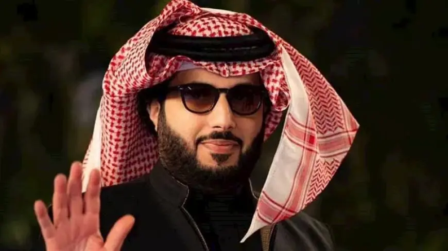 “مواجهة قوية”.. تركي آل الشيخ ينشر فيديو من المؤتمر الصحفي لنزال القرن
