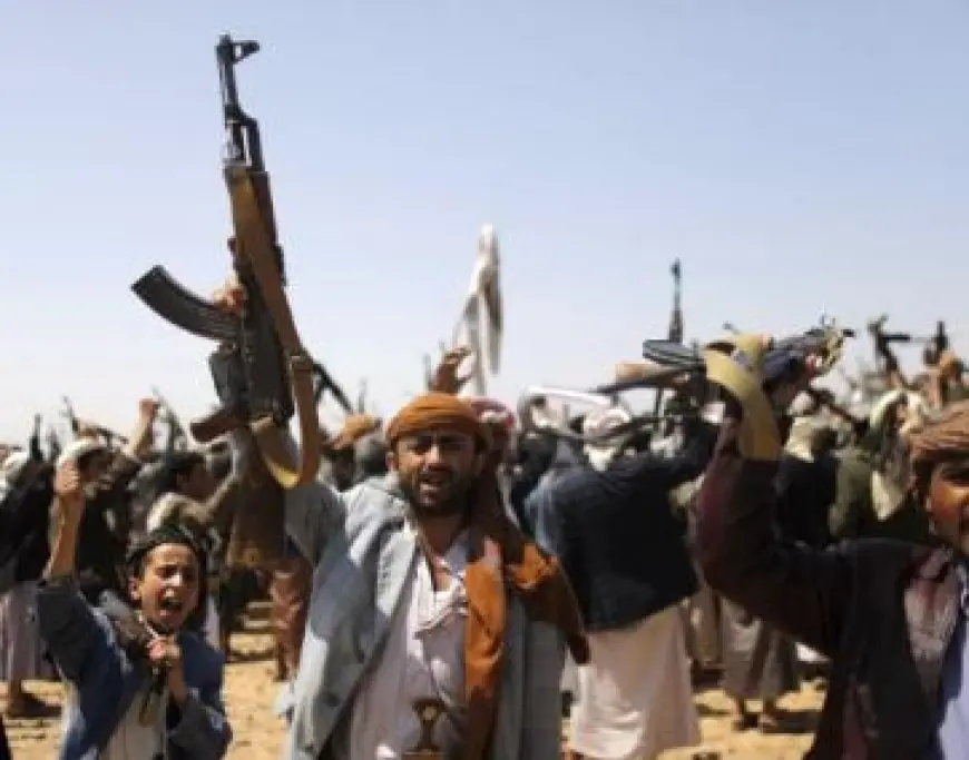 الحوثيون يهددون باستهداف السفن الأميركية إذا دعمت إسرائيل