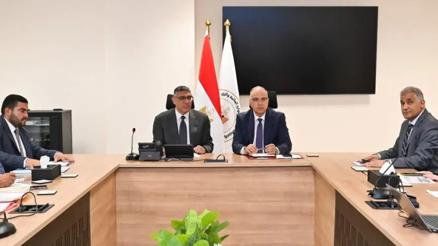 وزير الري يبحث مع محافظ الجيزة عددا من ملفات التعاون المتعلقة بالموارد المائية والري