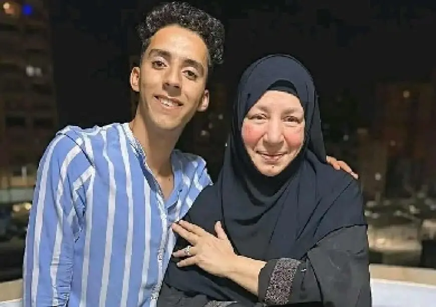 هي ولا ذكاء اصطناعي؟.. صورة لعبلة كامل تثير الجدل على مواقع التواصل