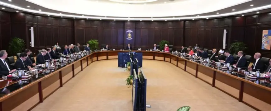 مجلس الوزراء يوافق على مشروع قرار جهاز التنظيم والإدارة لترقية العاملين بالجهاز الإداري للدولة