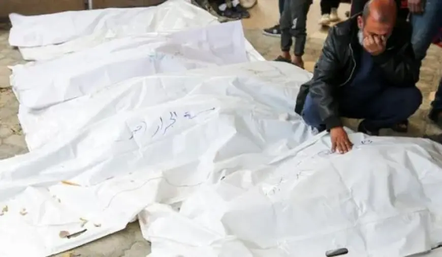 4 شهداء ومصابون جراء قصف الاحتلال خيام النازحين في مواصي خان يونس