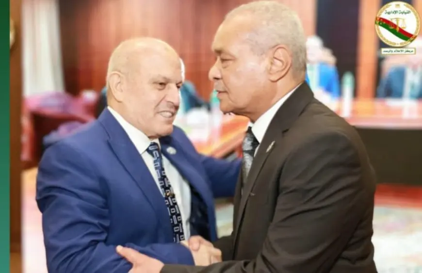 رئيس النيابة الإدارية يهنئ المستشار محمد الشناوي على توليه رئاسة الهيئة