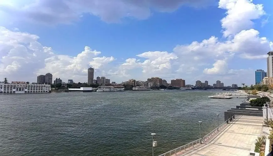 الأرصاد تكشف عن طقس الجمعة: أجواء حارة نهارا معتدلة ليلا