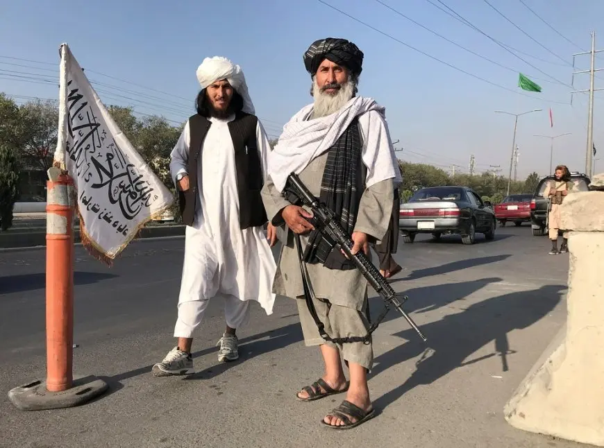 طالبان تجلد شخصين وتحكم عليهما بالسجن بتهمة ممارسة الجنس خارج إطار الزواج