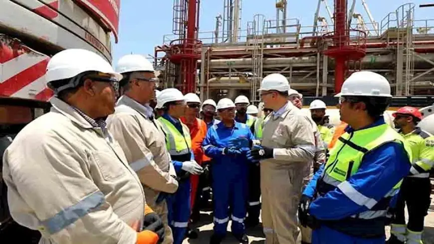 وزير البترول يتفقد تجهيزات ميناء سونكر لاستقبال سفينة “Energos Power”
