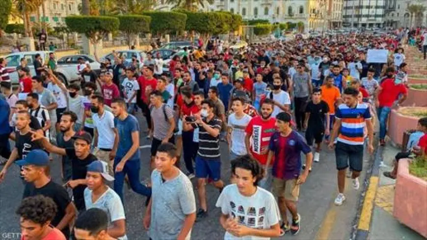 محتجون ليبيون داخل مجمع مليتة يهددون بوقف إنتاج النفط خلال 72 ساعة