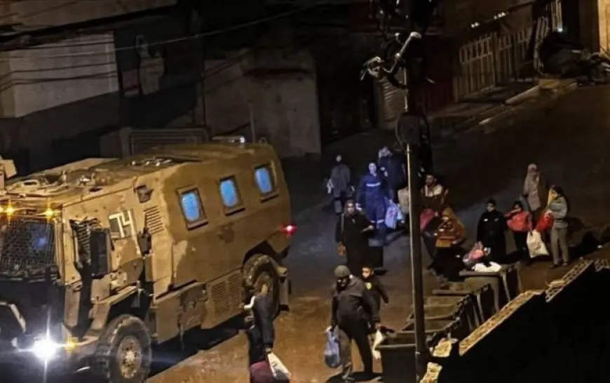 الضفة.. مستوطنون يجبرون 6 عائلات فلسطينية على ترك مساكنهم