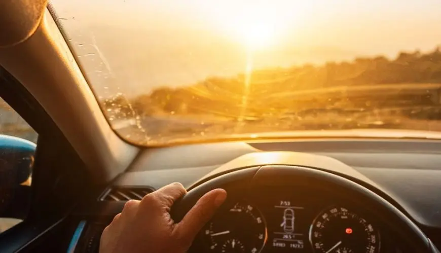 6 خطوات للحفاظ على سيارتك من حرارة الشمس.. أبرزها الضغط على الزر الذي لا تستخدمه
