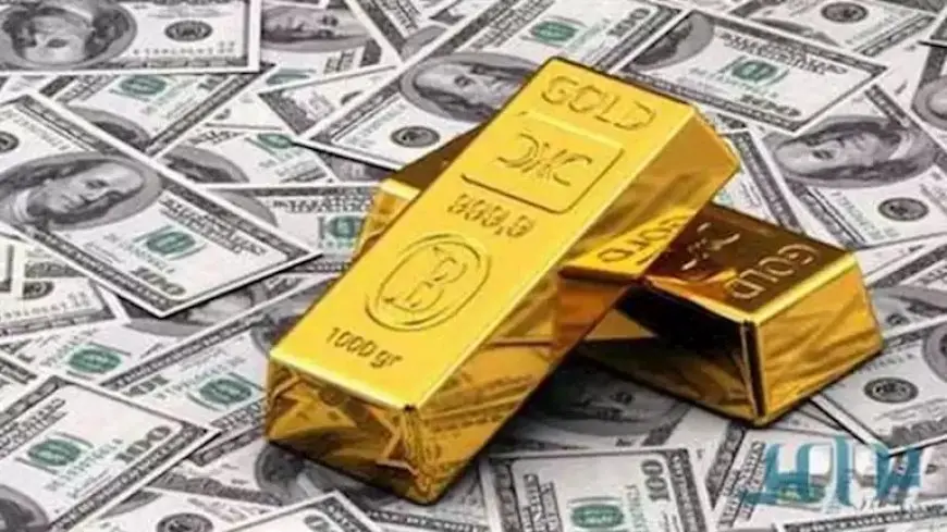 مع استمرار تراجعهما.. ما مستقبل الدولار والذهب؟ خبراء يجيبون