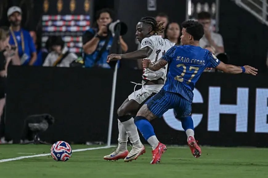 13 رقما قياسيًا.. التاريخ يفتح أبوابه لهلال السعودية