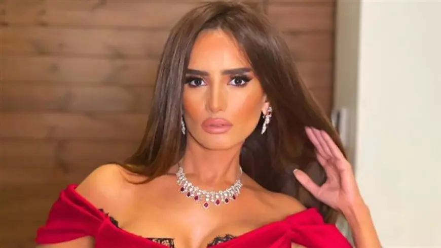 زينة بين الشيطان والتاريخ والرومانسية.. خطوات فنية متنوعة تثبت حضورها على شاشة 2025