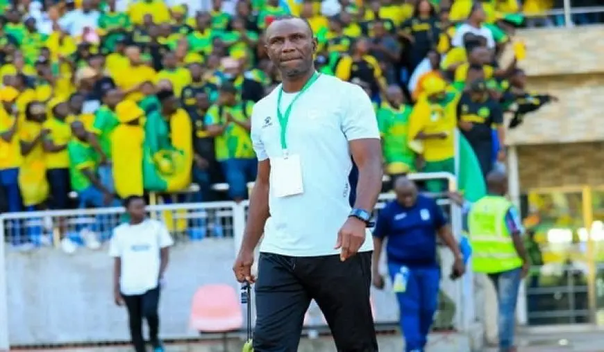 الهلال السوداني يعلن عن إقالة مدربه إيبينجي