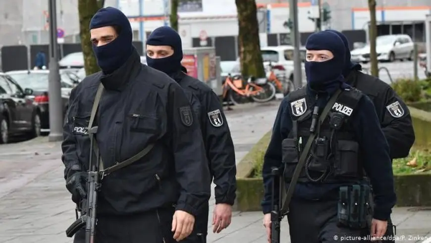 ألمانيا.. مقتل شخص وإصابة اثنين آخرين في حادث طعن