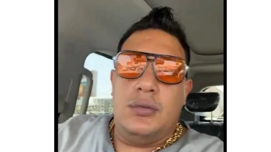 حمو بيكا يحذف جميع أغاني أحمد عامر من قناته: “ربنا يرحمك ويغفرلك”