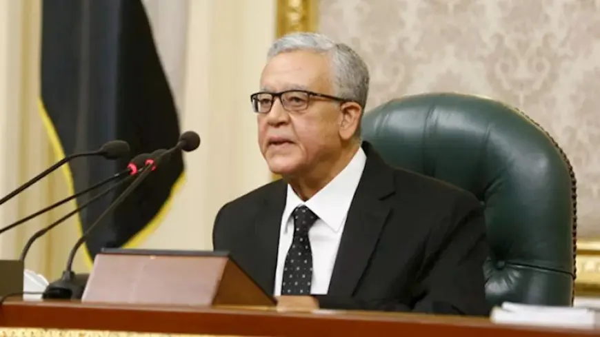 بتزعّق ليه؟!.. إنذار أخير من رئيس “النواب” لعبدالعليم داود.. والأخير يرد
