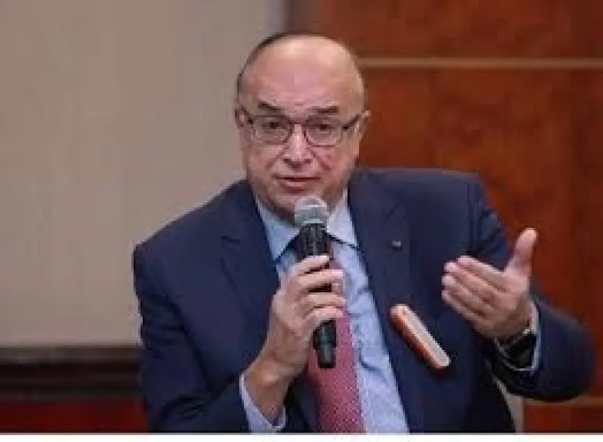 رئيس القومي لحقوق الإنسان يشدد على ضرورة تمكين الصحافة والإعلام من العمل بحرية وفقا لأحكام الدستور
