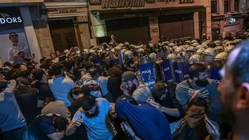 بعد اعتقال 4 أشخاص.. ما قصة الرسوم المسيئة للنبي محمد في تركيا؟