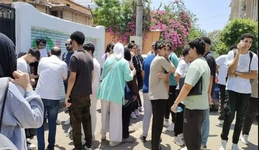إغماءات في امتحان الكيمياء بالبحيرة.. وطلاب الأدبي: الجغرافيا في المتناول