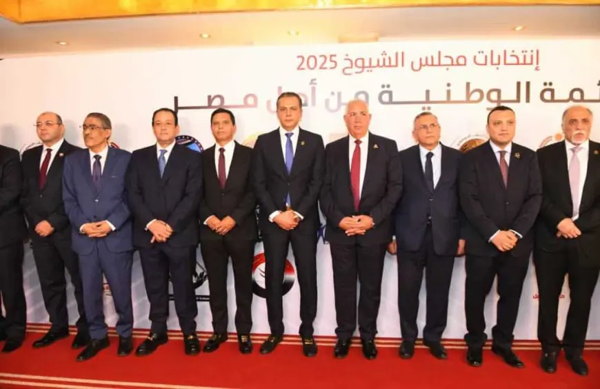 بدء الاجتماع التنسيقي لقيادات الأحزاب السياسية المشاركة فى القائمة الوطنية للانتخابات الشيوخ