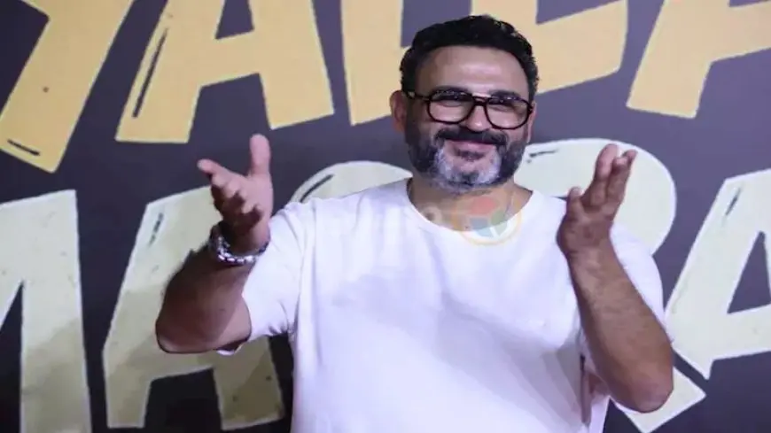 أكرم حسني ومصطفى غريب وهشام ماجد.. شاهد النجوم في افتتاح”يالا مسرح”