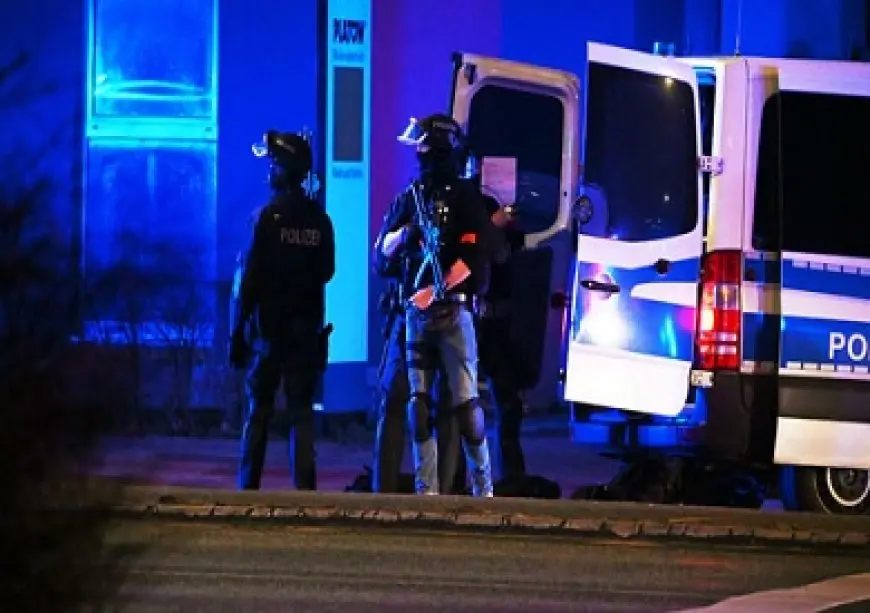 ألمانيا: القبض على متهم أصاب 4 أشخاص بفأس داخل قطار