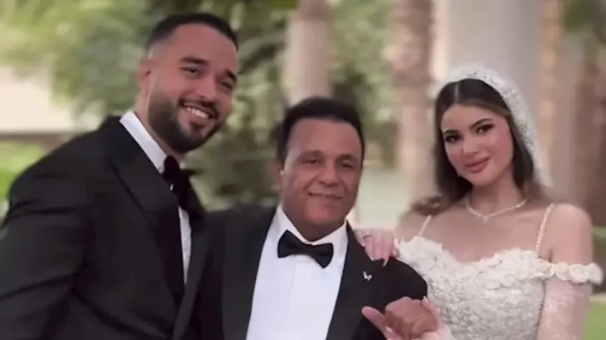 “مش عايز حاجة من الدنيا تاني”.. رد فعل محمد فؤاد بعد رؤيته ابنته بفستان الزفاف