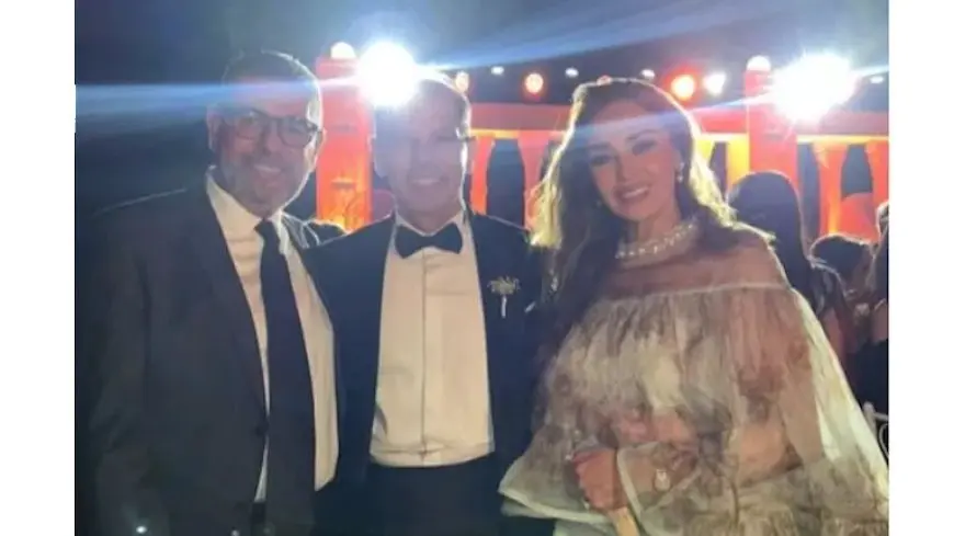 داليا البحيري تعلق على حضورها حفل زفاف حفيد عادل إمام (صورة)