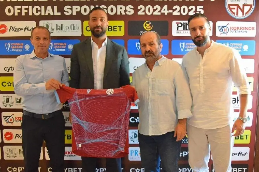 ميدو يستثمر أمواله في ناد قبرصي لمساعدة لاعبي مصر على الاحتراف