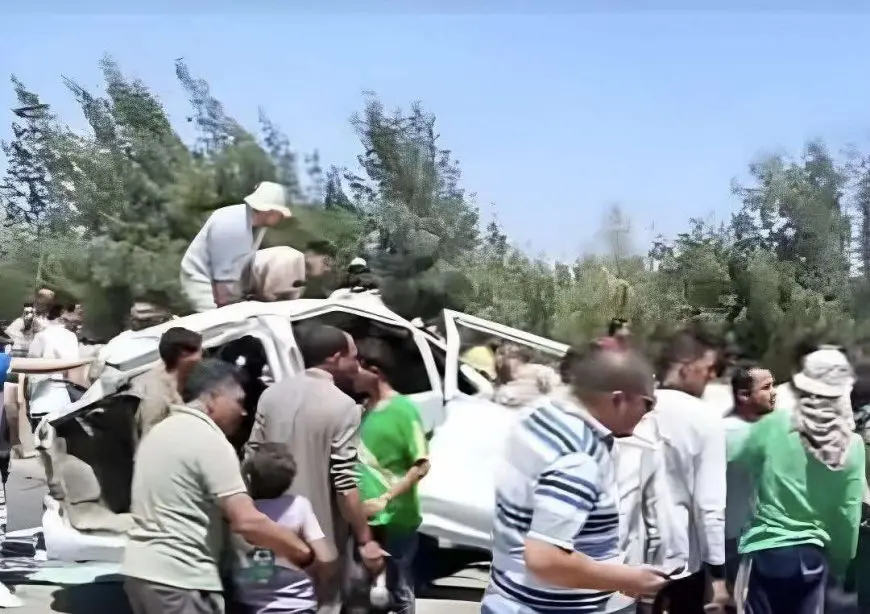 وزيرة التنمية المحلية تتابع مع محافظي المنوفية والجيزة تداعيات حادث الطريق الإقليمي