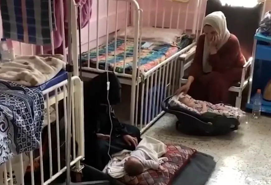 رئيس قسم الأطفال بمجمع ناصر: ازدياد غير مسبوق لحالات الحمى الشوكية في غزة
