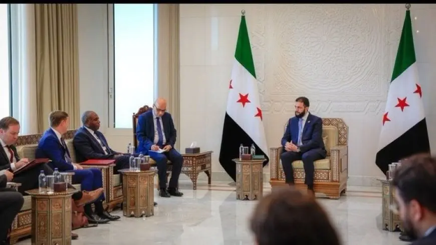أحمد الشرع يستقبل وزير الخارجية البريطاني في دمشق