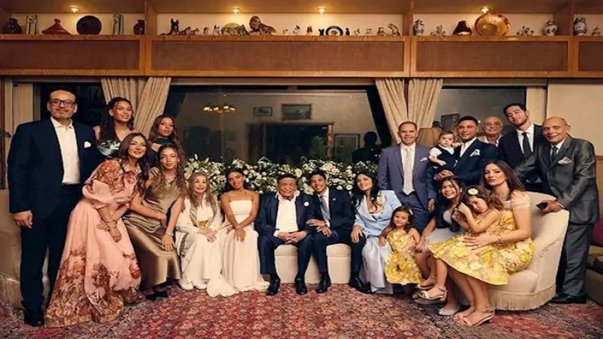 بعد احتفاله بزفاف حفيده.. هذا كان آخر ظهور لـ عادل إمام منذ عامين