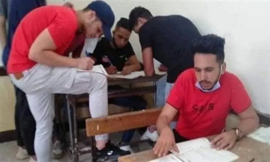 توافد طلاب الثانوية العامة على مدارس أكتوبر لأداء امتحان الرياضيات البحتة وسط إجراءات مشددة