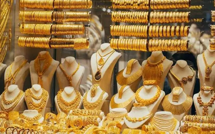 شعبة الذهب: الأسعار تشهد تذبذبا رغم الدعم العالمي.. وسعر الصرف يضغط على السوق المحلي