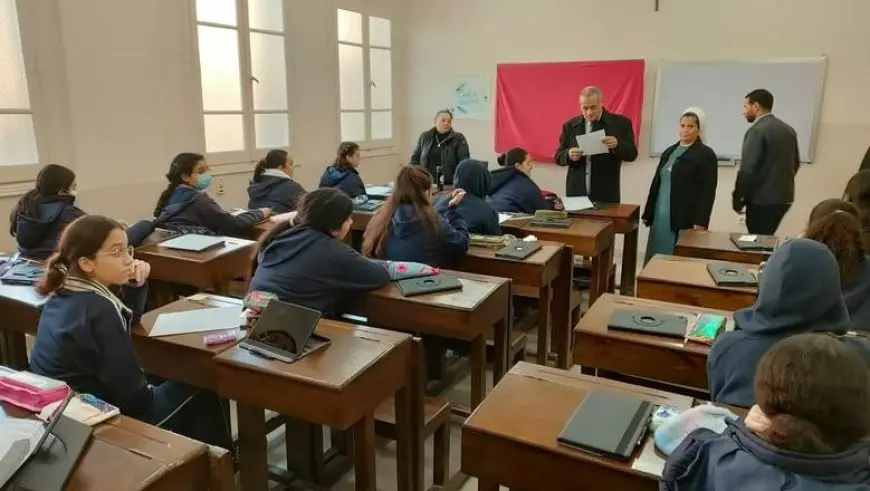 بدء التقديم للصف الأول الثانوي العام والفني للعام الدراسي المقبل