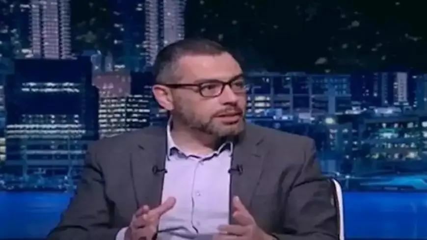 هل يتراجع الدولار إلى مستويات أقل من 50 جنيهًا؟.. خبير اقتصادي يوضح
