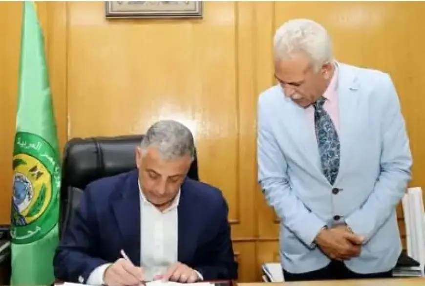بحد أدنى 230 درجة.. محافظ الإسماعيلية يعتمد تنسيق القبول بالثانوي العام والفني للعام الجديد