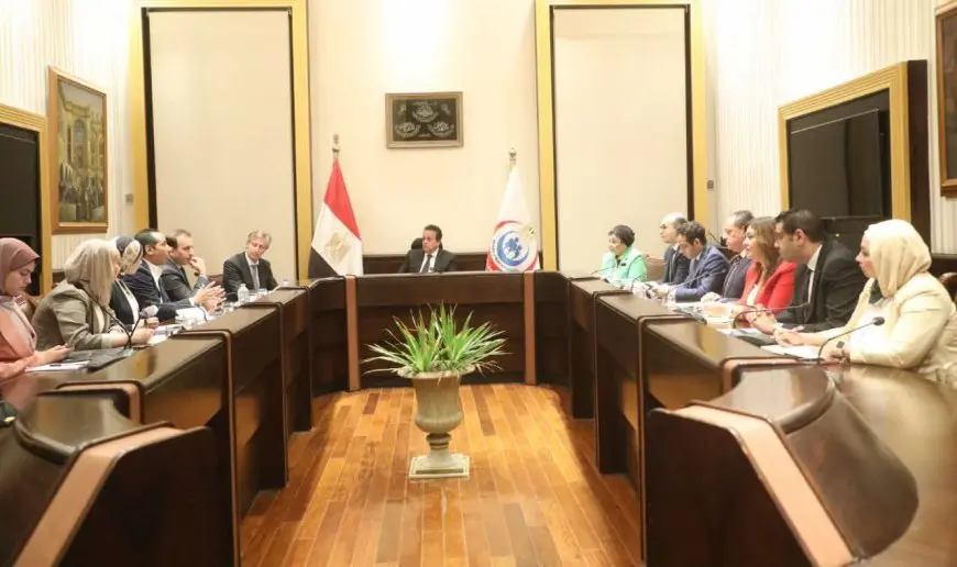 وزير الصحة يبحث مع ممثل برنامج الأمم المتحدة الإنمائي تعزيز التعاون المشترك