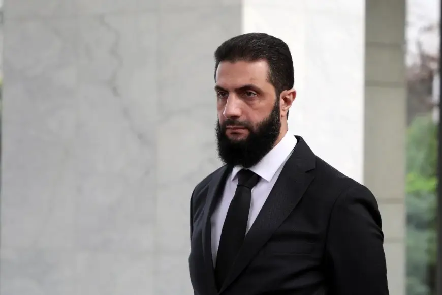 سوريا.. وزارة الإعلام تنفي عقد اجتماعات بين أحمد الشرع ومسئولين إسرائيليين