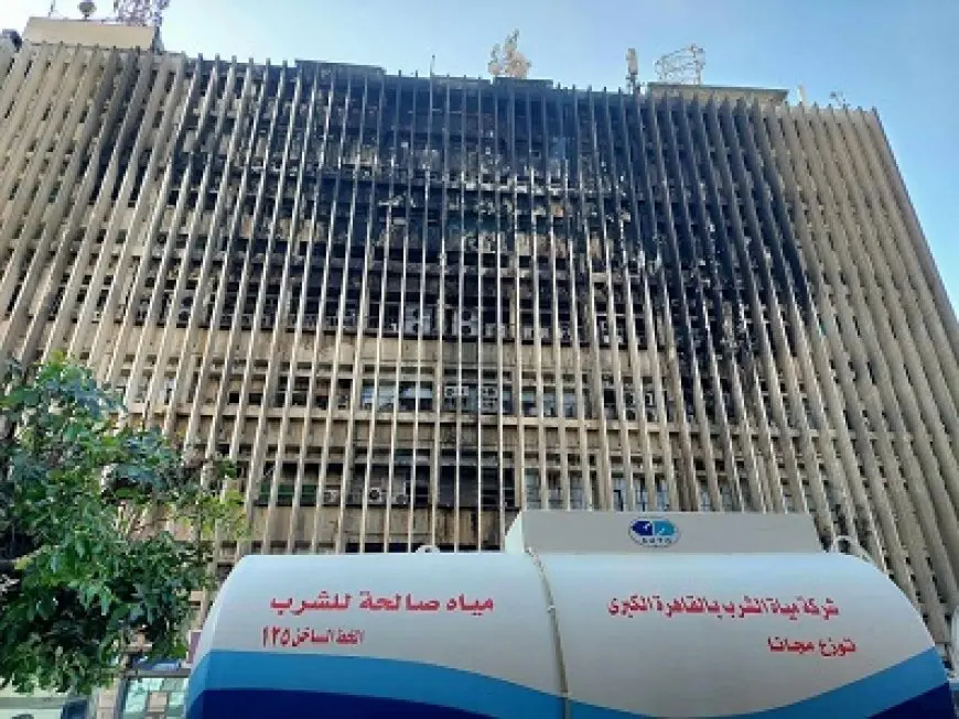 وزير الاتصالات: السيطرة على حريق سنترال رمسيس.. وعودة تدريجية للخدمات